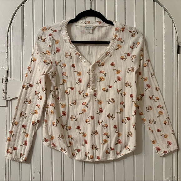 Sundance Neutral Floral Button Front Ribbed Henley Top – Size Small - Picture 7 of 7